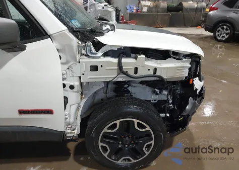 2016 Jeep Renegade Trailhawk z USA, uszkodzony, nr VIN ZACCJBCT8GPD17847